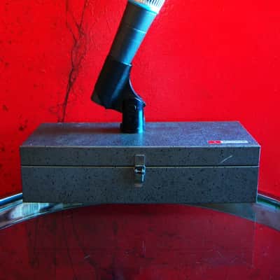Vintage RARE 1980's Shure BETA 57 Supercardioid Dynamic Microphone Low Z w accessories SM57 Beta 57A 545 image 1