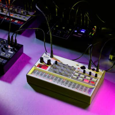 Korg Volca Sample 2 Digital Sample Sequencer image 6