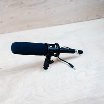 Vidpro XM-55 Condenser Shotgun Mic Black w/ Camera Mount and Cable image 1