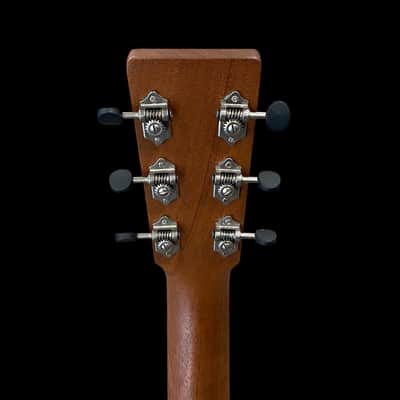 Martin 000-17 Acoustic Guitar - Whiskey Sunset Burst image 7