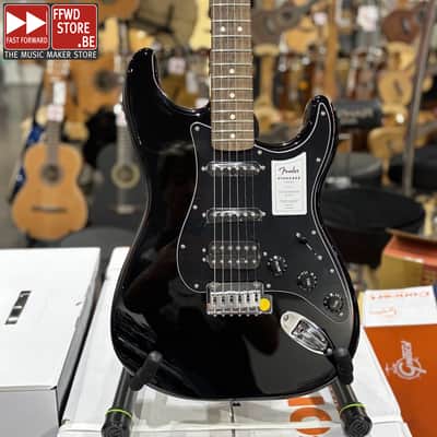Fender Standard Stratocaster HSS 2025 - Present - Black image 1