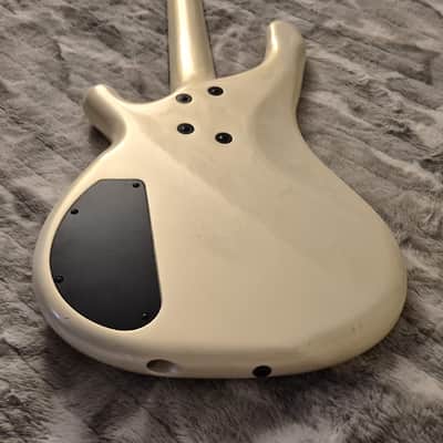 TUNE Bass Maniac TB-02PJ - 1988 - MIJ - Vintage White - 4-String - Active - Made in Japan image 11