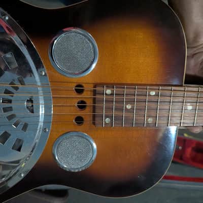 Dobro D60 - Sunburst image 7