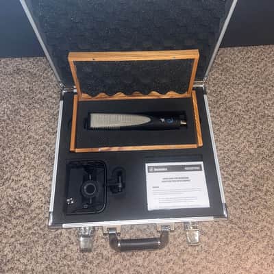 sE Electronics RNR1 (Neve) image 1
