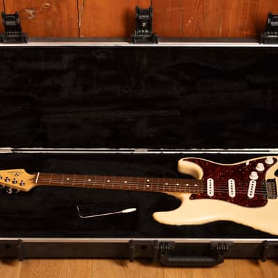 Fender American Standard Stratocaster RW Vintage White image 16