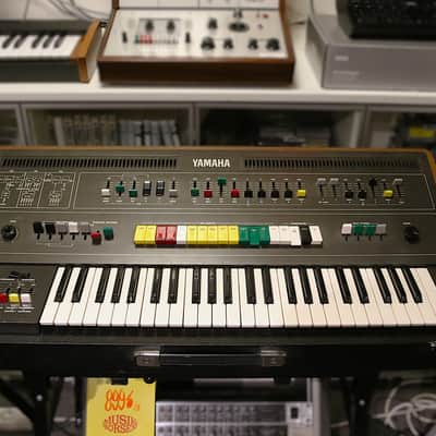 Yamaha CS-50 Polyphonic Synthesizer 1977 - Black image 2