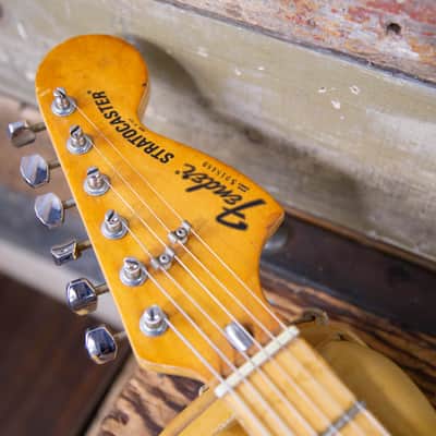 Fender Stratocaster with Maple Fretboard 1979 - Black image 11
