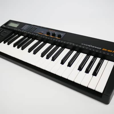 Roland SK-88 Pro