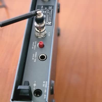 Sennheiser Sennheiser ew 100 Diversity Receiver | kabellos Mikrofonempfänger schwarz image 8