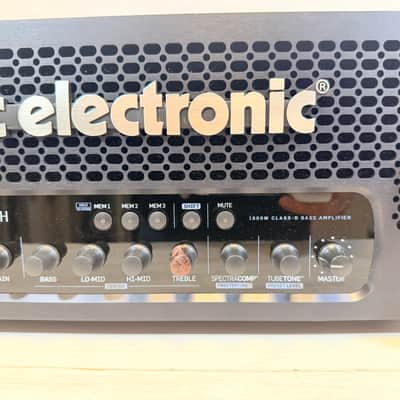 TC Electronic Blacksmith 1600-Watt Class-D Bass Amplifier Head Rackmount Bass Amp Made in Sweden 2010's image 3