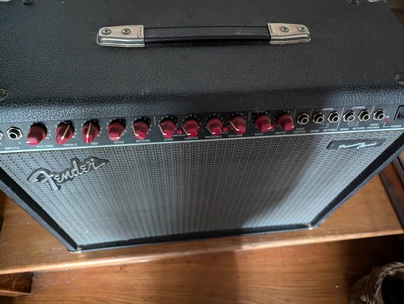 Fender Princeton Stereo Chorus 2-Channel 2 x 25-Watt 2x10" Solid State Guitar Combo 1988 - 2001 - Black