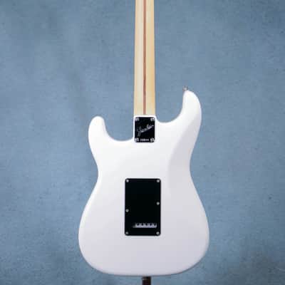 Fender American Performer Stratocaster Rosewood Fingerboard B-Stock - Arctic White - US240000060B - Clearance image 6