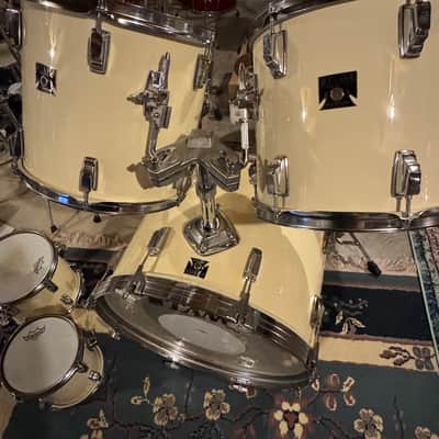 Tama Swingstar MIJ 80s 6-Piece Drum Shell Set - white image 5