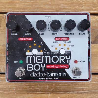 Electro-Harmonix Deluxe Memory Boy | Reverb