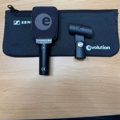 Sennheiser e906 Supercardioid Dynamic Instrument Microphone 2004 - Present - Black image 2