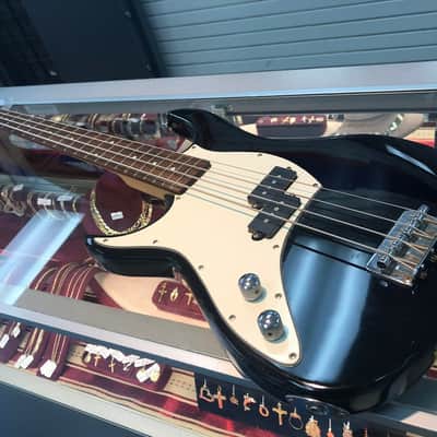 Fullerton 4 Stings Electric Bass Guitar - Black And White image 1