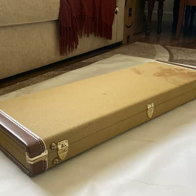 2004 G&G Fender USA Deluxe Stratocaster Telecaster 50th Anniversary Hardshell Guitar Case Orange Interior image 3