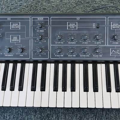 Yamaha CS-5 Monophonic Synthesizer image 2