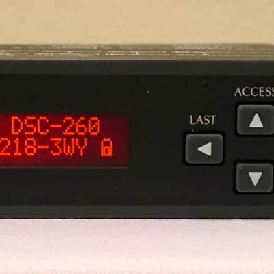 2 JBL VS3218-6 3-way speakers and 1 JBL DSC260 speaker processor image 7
