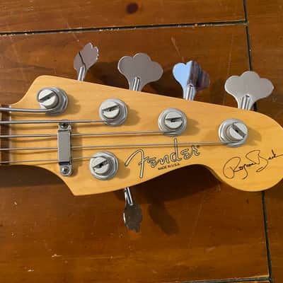 Fender Roscoe Beck Artist Series Signature Bass V sunburst with OHSC image 4