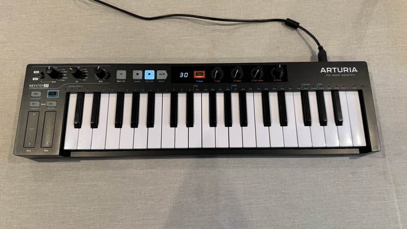 Arturia KeyStep 37 MIDI Controller