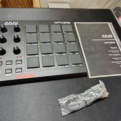 AKAI Professional MPD218 USB MIDI Pad Controller – Excellent Condition – Tested – Fast Ship image 11