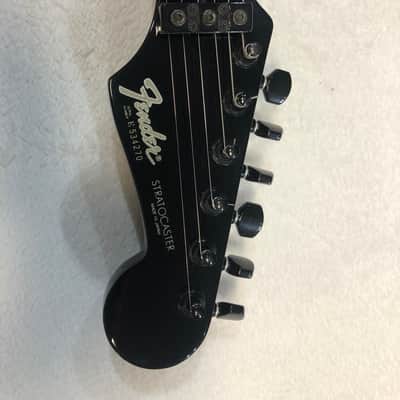 Fender Stratocaster 1984-1989 - Red image 2