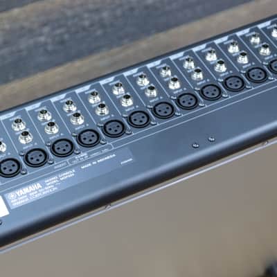Yamaha MGP32X Mixing Console 32-Channel 4 GROUP Buses Premium Mixing Console image 11