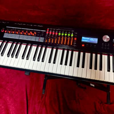 Roland RD-2000 88-Key Digital Stage Piano image 9