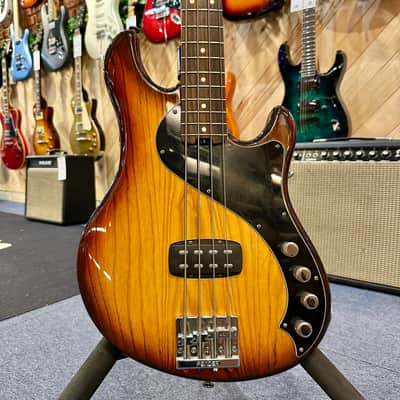 Fender American Deluxe Dimension Bass IV 2014 - 2016 - Cayenne Burst image 1