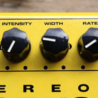 MXR "Stereo Chorus" (M134) image 4