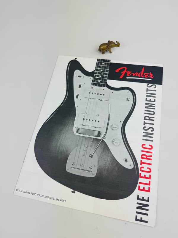 Fender Fine Electric Instruments Catalog (1960) image 1