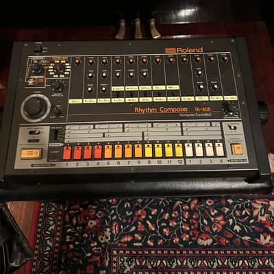 Roland TR-808 Rhythm Composer 1982 - MINT all original
