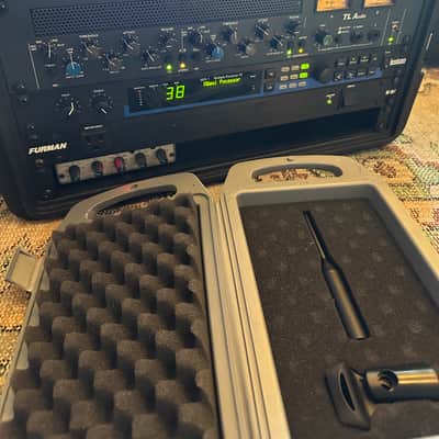 dbx DriveRack PA2 Complete Loudspeaker Management System w/ DBX RTA Measurement Mic image 4