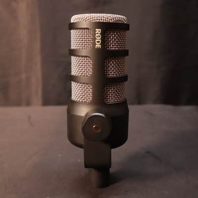 RODE PodMic Cardioid Dynamic Podcasting Microphone 2019 - Present - Black image 4