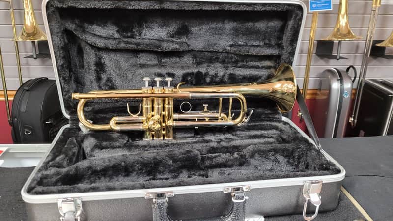 Antigua Trumpet - Gold Lacquer image 1