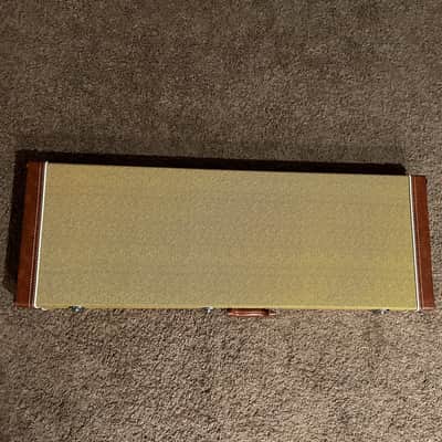 Fender Player Stratocaster HSS with Maple Fretboard 2018  Polar White with case and strap shown in pictures included image 4