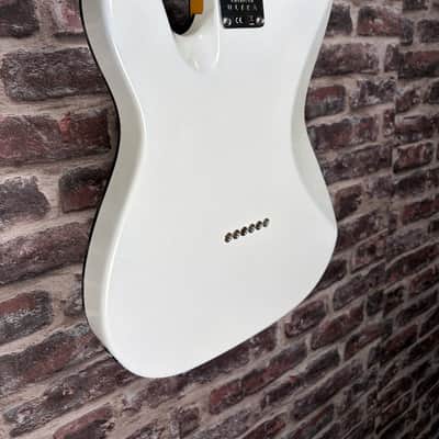 Fender American Ultra Telecaster RW FB Arctic Pearl OCCASION Bild 8