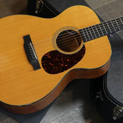 2013 Martin 000-18E Retro Acoustic Guitar Natural + OHSC image 3