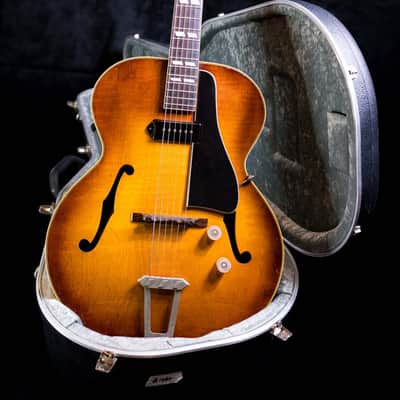 Gibson ES-300 Vintage Archtop Jazz Guitar | 1946 | Sunburst image 2