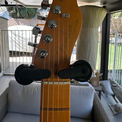 Fender American Ultra II Telecaster with Maple Fretboard 2024 - Present - Ultraburst image 5