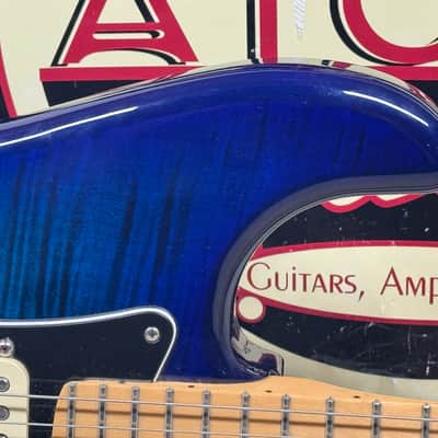 Fender Limited Edition Player Stratocaster HSS Plus Top Guitar 2021 - Blue Burst / Maple neck image 2