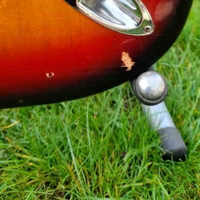 Fender AVRI Stratocaster 1983 - Sunburst image 3