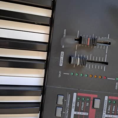 Yamaha MOXF8 Production Synthesizer 2013 - Present - Gray image 2