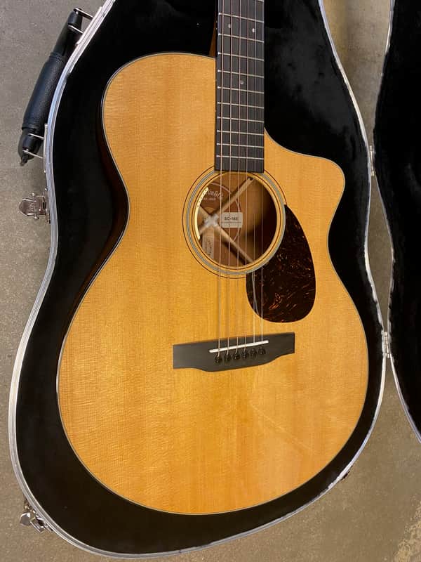 Martin Standard Series SC-18E with LR Baggs Electronics