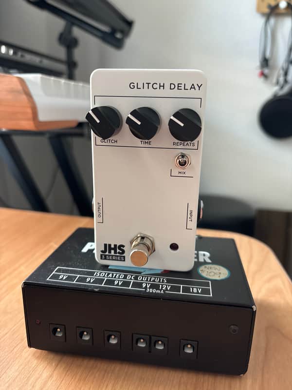 JHS 3 Series Glitch Delay