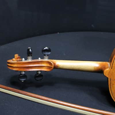 An Antique Antonius Stradivarius Model Full Size 4/4 Violin, Bow & Case # 23 V image 5