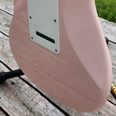 Squier Paranormal Cyclone Shell Pink 2020s image 9
