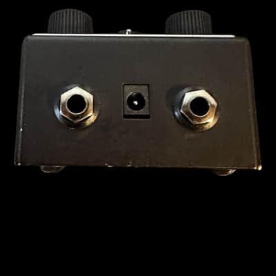 Maestro Invader Distortion 2022 - Present - Red Graphic X6723 image 4
