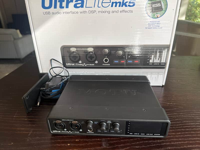 MOTU UltraLite-mk5 USB-C Audio Interface 2021 - Present - Black image 1